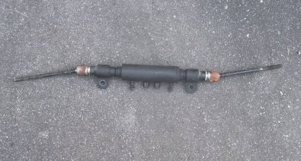 セフィーロA31ハイキャス純正リア左 右ロッド部品取車シリンダー拍卖