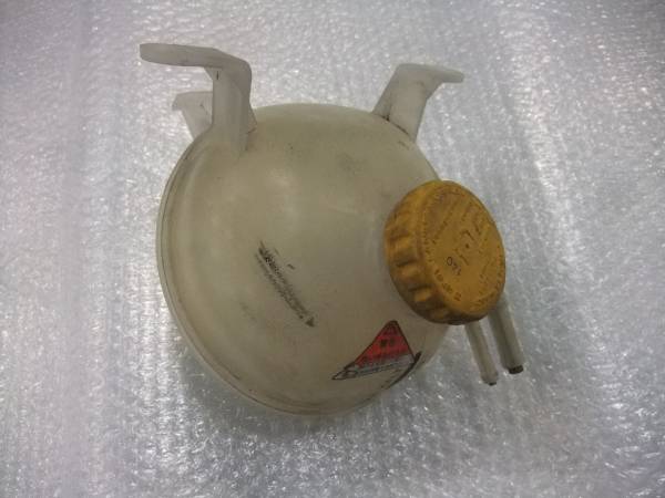 ヴィータXG142ラジエターLLCサブタンク リザーバータンク拍卖