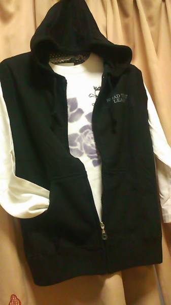 新品◆ 2枚セット ◆ ドクロ&薔薇 140 ロンT&スウェットベスト スカル拍卖