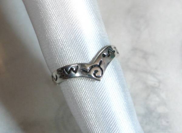 【T's】SR1229指輪シルバー925刻リング8号 モダン拍卖