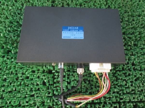 ★☆ジャガー Xタイプ アナログTVチューナーユニット☆★拍卖