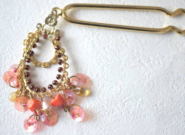 未使用 ビーズやスパンコール・パール等ついたかんざし拍卖