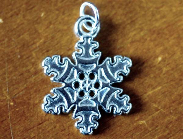 ■即決■雪の結晶3・メタルチャーム拍卖