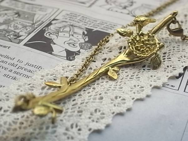 ◆新入荷◆鳥&鳥の巣ネックレス拍卖