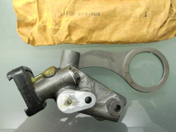 Honda CD125 オイルポンプASSY 15200-230-000 当時物 旧車拍卖