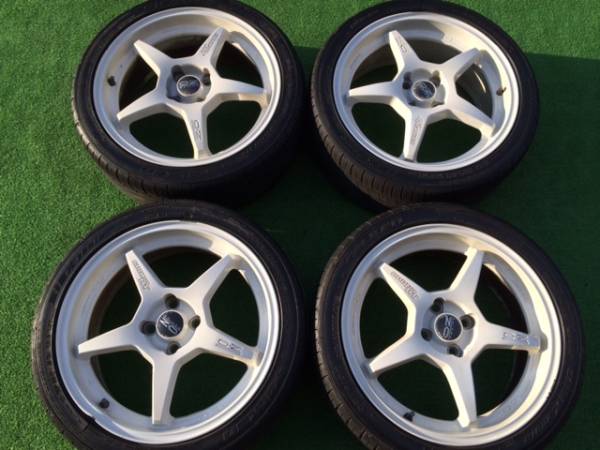 【M4201N】OZ クロノ CRONO HT 17in7J+44 ★PCD100-4穴★ 215/40R17 税込み 即決拍卖