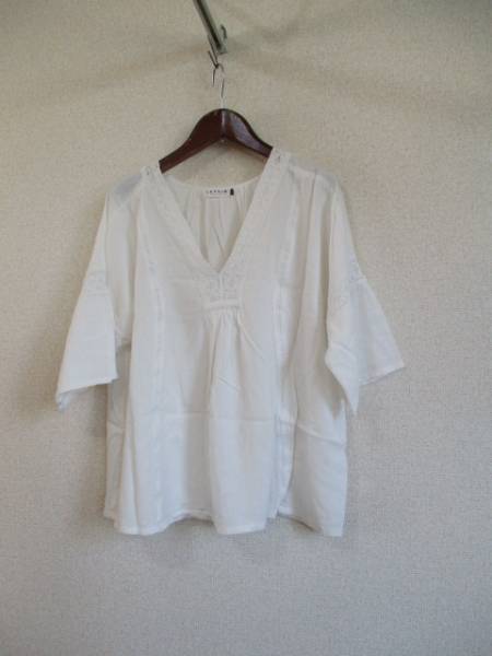 LEPSIMロリファー白レース付7分袖ブラウス(USED)51016②)拍卖