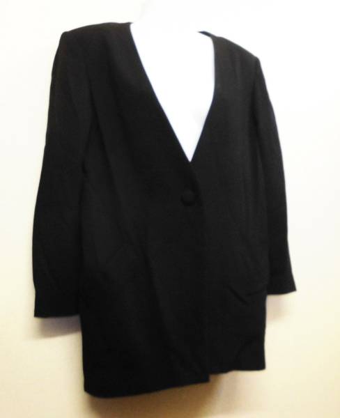 【9987】 YUKI TORIIユキトリイ≫裏地付き≫黒ジャケット≫9拍卖