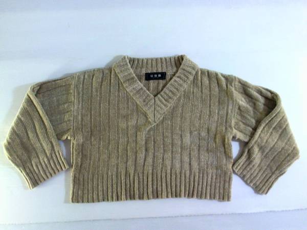 ☆【UBR】アクリルニット セーター ショート丈 ベージュ系拍卖