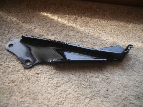 いすゞ ベレットの部品 b イスズ 117クーペ フローリアン 新品 旧車拍卖