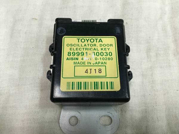 Tクラウン マジェスタ 18 UZS186 左 リア GRS キーレス ユニット拍卖