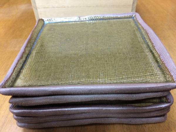 皿 高取焼 角銘銘皿揃 吉田浩通 木箱入 293拍卖