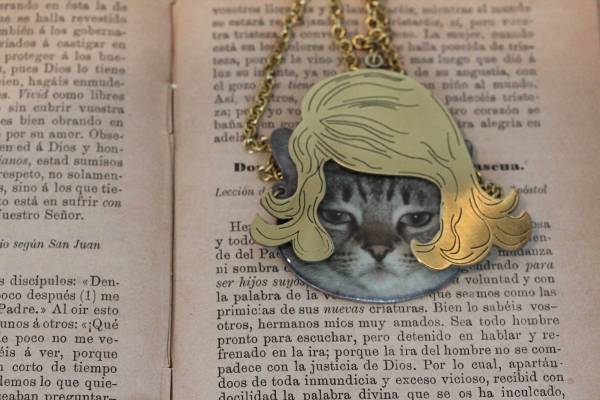 ★新入荷★ファニーでキュートなネコCATネックレス拍卖