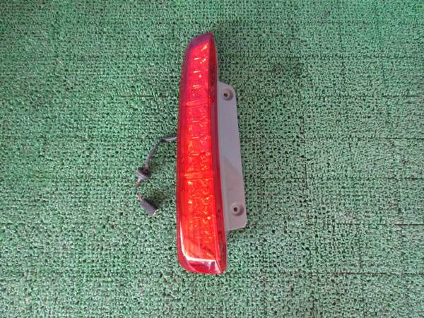 ★☆ANM10 アイシス テールライト 左☆★拍卖