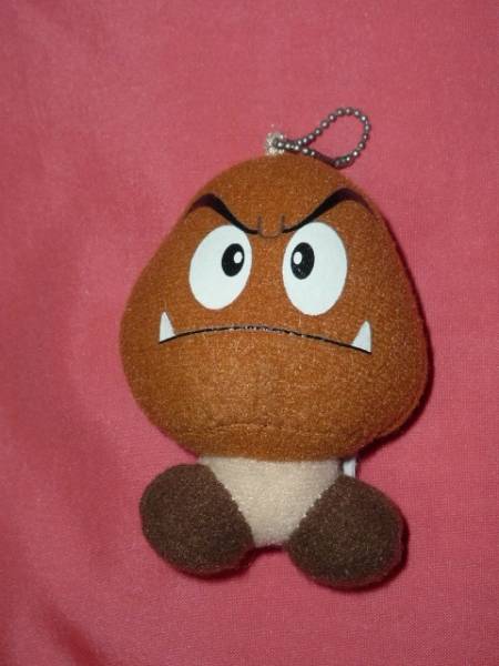 激レア!2006年 スーパーマリオ クリボー ぬいぐるみキーチェーン(非売品)☆拍卖