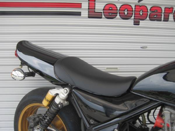 ゼファー1100 シングル シート拍卖