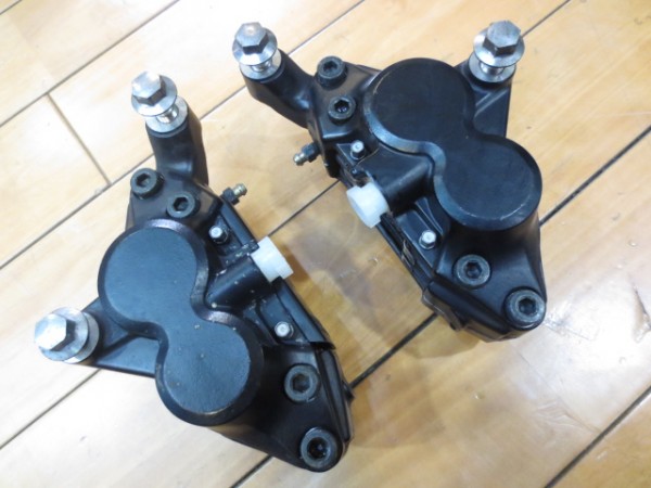 V-MAX1200 純正キャリパー フロント ダブル 黒 K拍卖