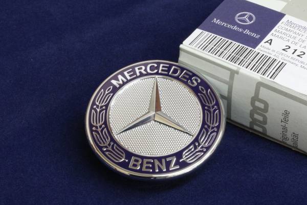 新品 ベンツ純正 ボンネット エンブレム バッジ A2128170316拍卖