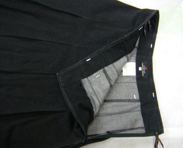 ヨシエ イナバ ストレッチ デニムロング スカート 黒 大きい 拍卖