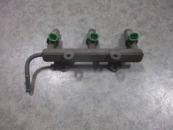 ジムニィJB23WフューエルK6Aインジェクター燃料パイプ ジムニー拍卖