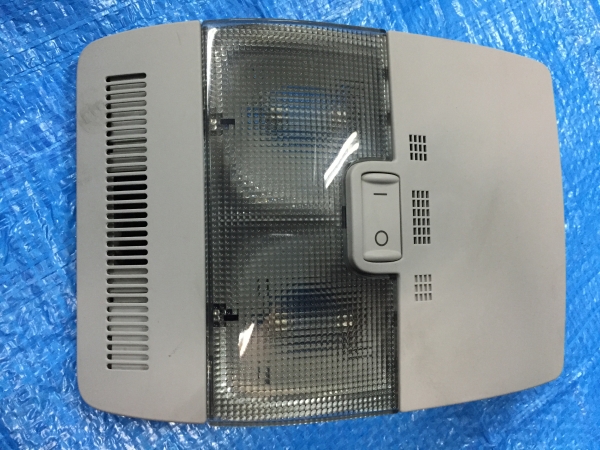 A3 アウディ 8P GH-8PBLR ルームランプA4 B6 B7 RS3 RS4拍卖