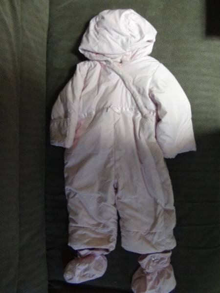 【送料無料・中古美品】babyGAPカバーオール足カバー付ピンク3-6ヶ月拍卖