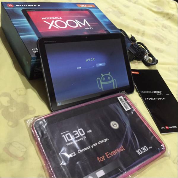 MOTOROLA XOOM Wi-Fi & 専用シリコンカバー拍卖