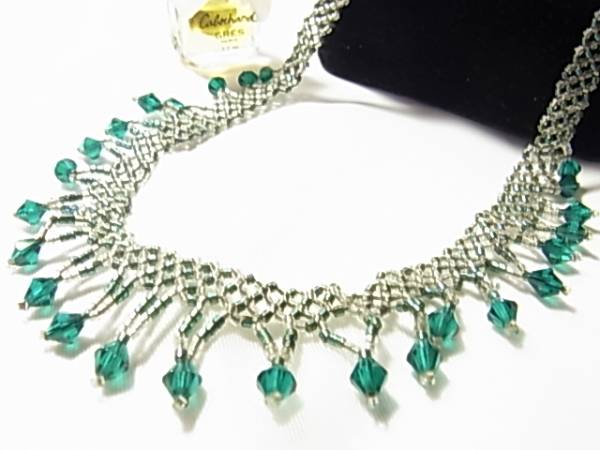 ★グリーン系のビーズデザイン★エレガントなネックレス拍卖