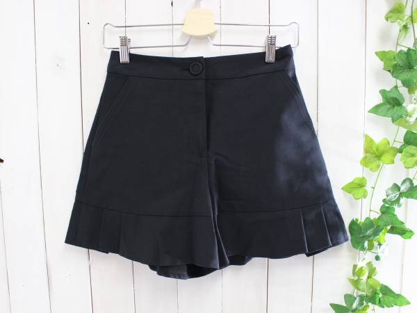 ★aqua fits アクアフィッツ★裾フリルショートパンツ 0 黒拍卖