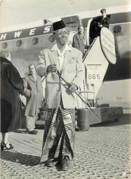 p17055森繁久弥『スラバヤ殿下』スチル拍卖