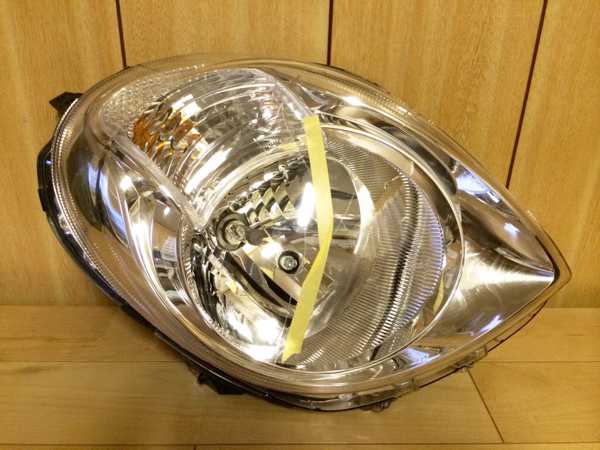 モコ MG22S純正 ヘッドライト 右側STANLEY P6406拍卖