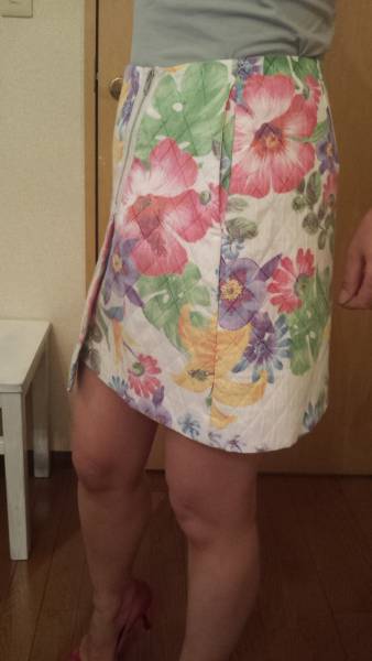 シップス カージュ 花柄ミニスカート Sサイズ拍卖