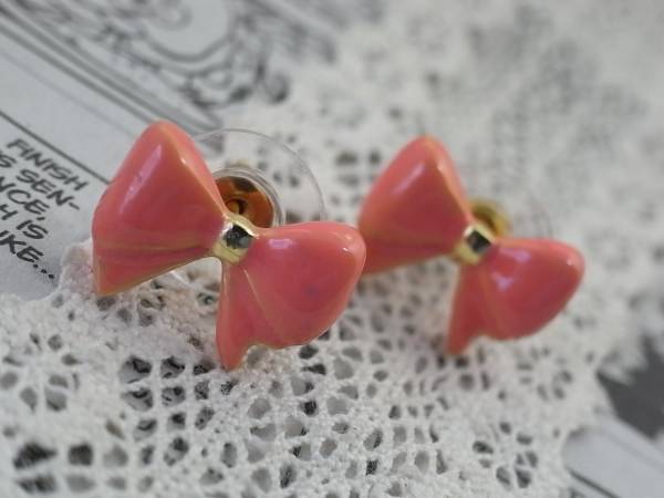 ★新入荷★ピンク リボンピアス拍卖