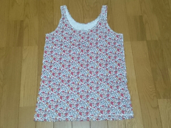 最終値下げ レディース タンクトップ 花柄 赤色 Mサイズ拍卖