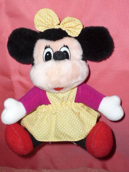 激レア!カワイイ♪ ディズニー ミニーマウス 水玉服 ぬいぐるみ☆拍卖