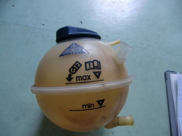 ゴルフⅣ《ラジエターサブタンク》リザーブタンク拍卖