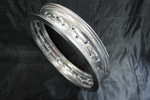 エストレア エストレラ エストレヤ用16インチ ホイールKIT アルミ製Hリムと鉄製メッキのスポークとセットです ドラム用 ドラムハブ用拍卖