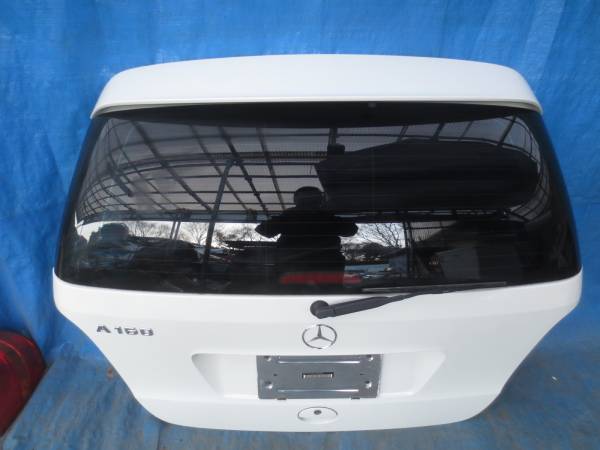 ★☆メルセデスベンツ 16年 A160 リアゲート☆★拍卖