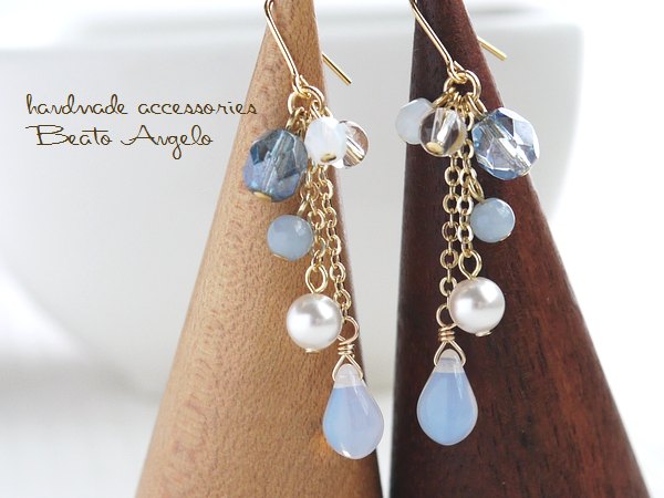 ◇◆+angelo+チェコドロップとエンジェライトのピアス(p-385)ホワイトオパール G 天然石 メロン チタン 樹脂 イヤリング拍卖