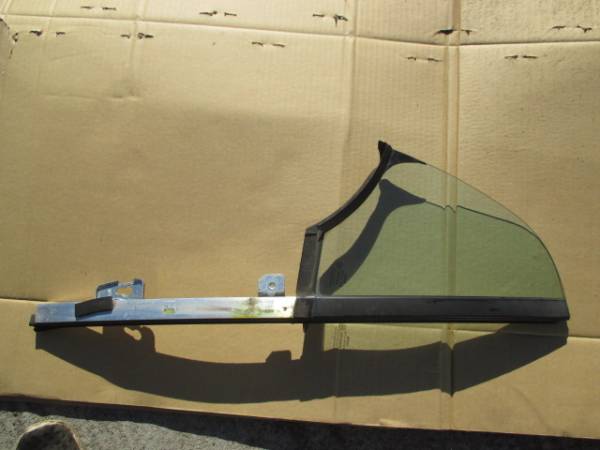 924★MCCスマート450、右側ドア用三角ガラス拍卖