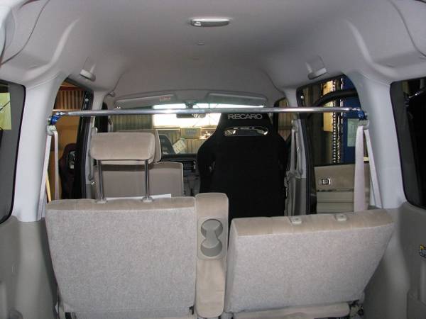 アトレー(S300系全グレード対応)リヤピラーバー(真っ直ストレートタイプ)新品箱入り、税込み拍卖