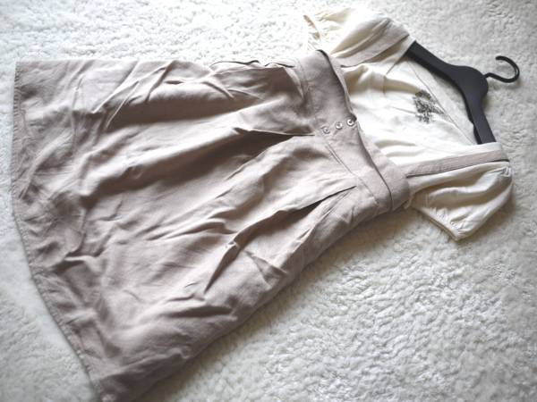 送料無料!新品9号【amo-amas-ama】デパート購入上質ふんわりチュニックカットソー★ベージュキャミソール重ね着通勤通学デート旅行拍卖