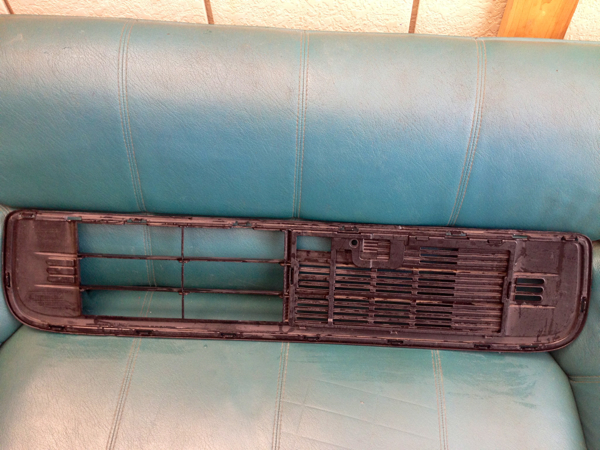 N-BOXカスタムJF1★☆71105-T4G-003/フロントグリル拍卖