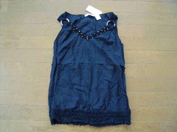 *新品東京購入ファッションシックな黒無地飾り付タンクトップスMサイズ拍卖