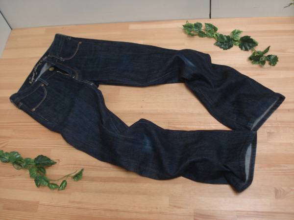 Levi's リーバイスレディーススタイル*牛革ラベルデニムパンツ 26拍卖