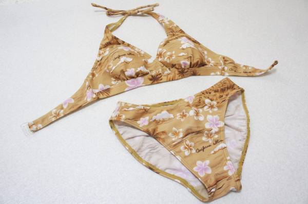 ●水着 9M●ニッキー★カルフォルニアショア*カシュクールビキニ拍卖