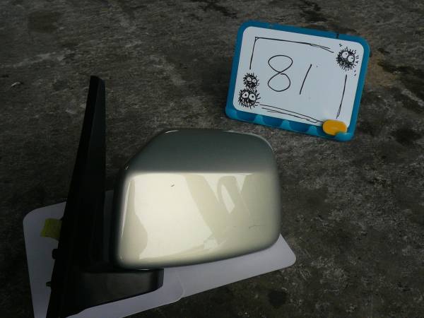 81:ダイハツ タント L360S 左ドアミラー拍卖