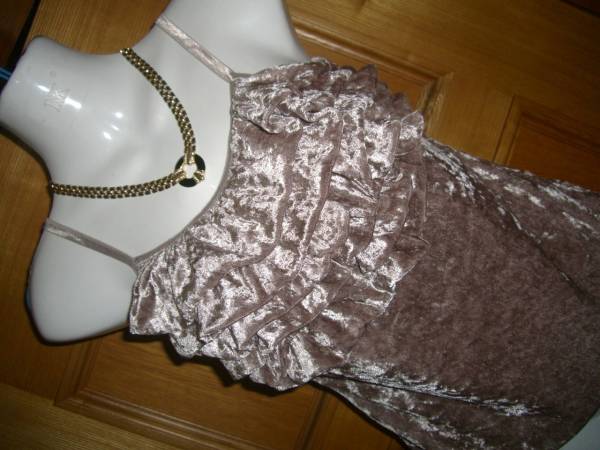 新品 ベルベット調★シャンパンゴールド タンクトップ★インナー拍卖