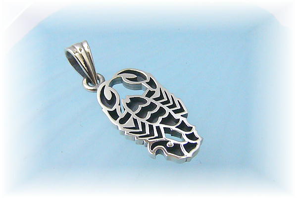 【めい美】m スコーピオンペンダント スターリングシルバー クール ♪ Silver925☆拍卖