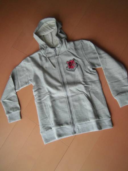 ★★★未使用★エンブレムパーカー★杢グレー★130★★★拍卖